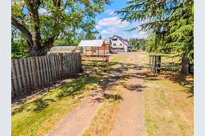 12885 SE 242nd Ave, Damascus, OR 97089 - Photo 3