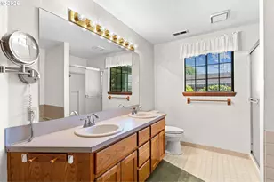 100 NW 95th Cir, Vancouver, WA 98660 - Photo 31