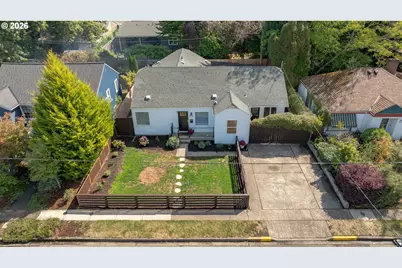 1228 NW Cedar St, McMinnville, OR 97128 - Photo 1
