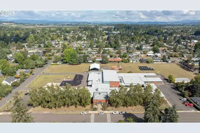 1228 NW Cedar St, McMinnville, OR 97128 - Photo 47