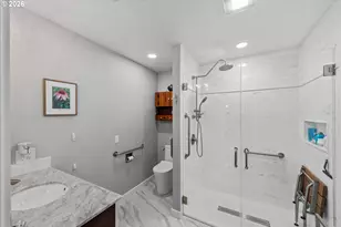 770 Prefontaine Dr, Coos Bay, OR 97420 - Photo 21