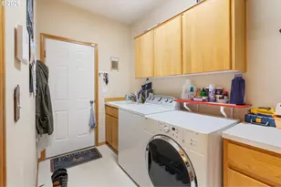 3148 NE Rocky Butte Ln, Portland, OR 97220 - Photo 27