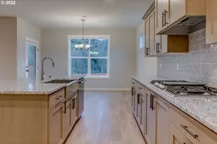 3205 S Magnolia Dr, Cornelius, OR 97113 - Photo 15