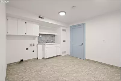 19001 Suncrest Dr, West Linn, OR 97068 - Photo 39