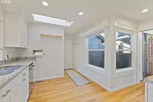 9685 SW Riverwood Ln, Tigard, OR 97224 - Photo 9