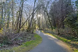 9685 SW Riverwood Ln, Tigard, OR 97224 - Photo 37