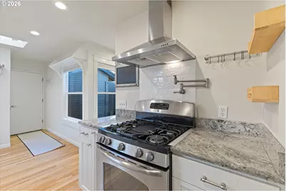 9685 SW Riverwood Ln, Tigard, OR 97224 - Photo 7