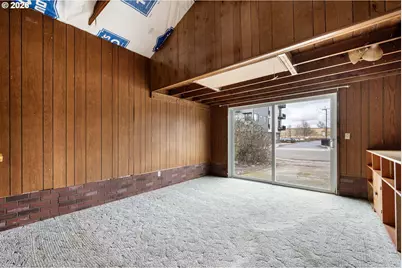 790 E 32nd Ave, Eugene, OR 97405 - Photo 35