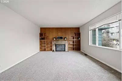 790 E 32nd Ave, Eugene, OR 97405 - Photo 5