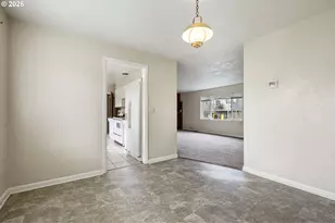 790 E 32nd Ave, Eugene, OR 97405 - Photo 17