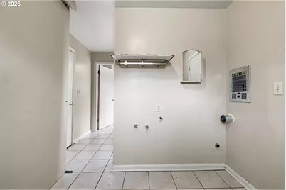 790 E 32nd Ave, Eugene, OR 97405 - Photo 21