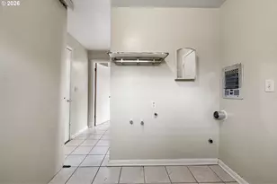 790 E 32nd Ave, Eugene, OR 97405 - Photo 21