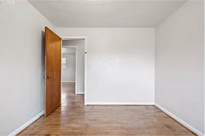 790 E 32nd Ave, Eugene, OR 97405 - Photo 29