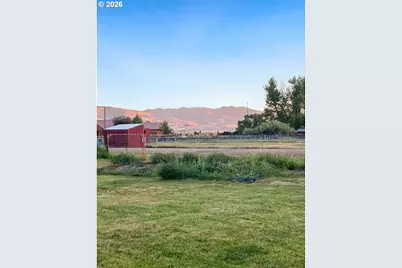 1050 S Bridge St, Prairie City, OR 97869 - Photo 3