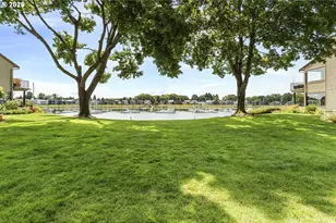 224 N Hayden Bay Dr, Portland, OR 97217 - Photo 39