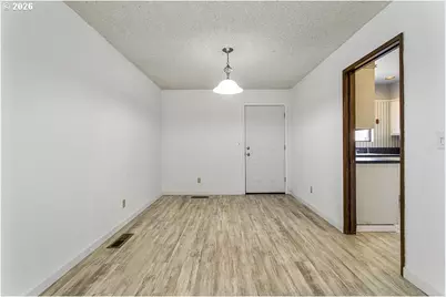 224 N Hayden Bay Dr, Portland, OR 97217 - Photo 15