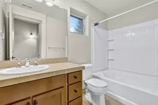 2052 NE 49th Way, Hillsboro, OR 97124 - Photo 29