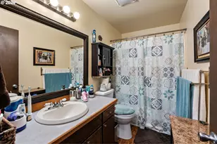 11640 SW Iron Horse Ln, Beaverton, OR 97008 - Photo 9