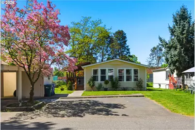 2250 N Broughton Dr, Portland, OR 97217 - Photo 29