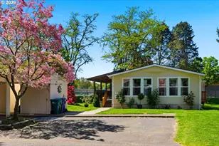 2250 N Broughton Dr, Portland, OR 97217 - Photo 3