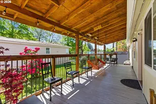 2250 N Broughton Dr, Portland, OR 97217 - Photo 5