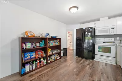 1802 NW 3rd St, Battle Ground, WA 98604 - Photo 9