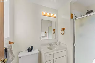 5640 SE Rancho St, Hillsboro, OR 97123 - Photo 25