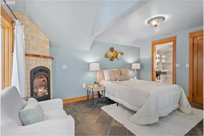 17367 Canal Cir, Lake Oswego, OR 97035 - Photo 35