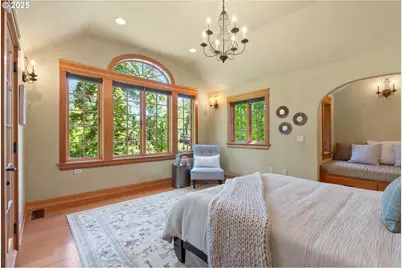 17367 Canal Cir, Lake Oswego, OR 97035 - Photo 21