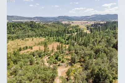 Mulberry Ln, Roseburg, OR 97471 - Photo 17