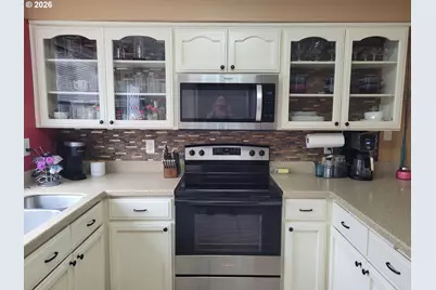 4548 Cambon St, Eugene, OR 97402 - Photo 7