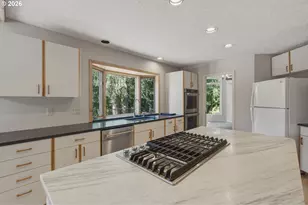 1912 Sunburst Terrace, West Linn, OR 97068 - Photo 13