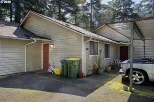 1320 Spruce St, Florence, OR 97439 - Photo 5