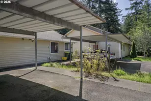1320 Spruce St, Florence, OR 97439 - Photo 3