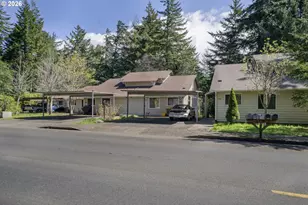 1320 Spruce St, Florence, OR 97439 - Photo 13