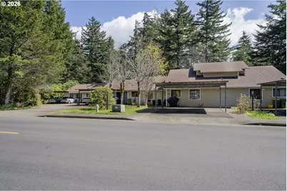 1320 Spruce St, Florence, OR 97439 - Photo 17