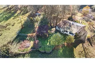 3620 Happy Valley Rd, Roseburg, OR 97471 - Photo 17