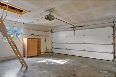 40 Briarcliff Dr, Eugene, OR 97404 - Photo 23