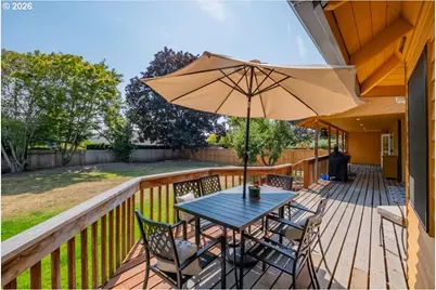 812 Garvord St, Lebanon, OR 97355 - Photo 3
