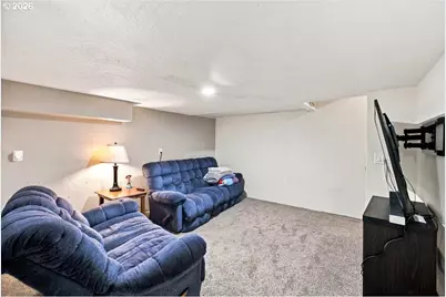 812 Garvord St, Lebanon, OR 97355 - Photo 41