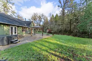 272 Schloeman Ln, Glide, OR 97443 - Photo 39