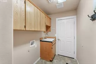 272 Schloeman Ln, Glide, OR 97443 - Photo 15