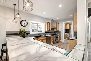 18989 NE Marine Dr, Portland, OR 97230 - Photo 13