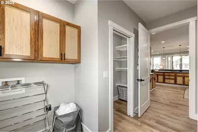 18989 NE Marine Dr #36, Portland, OR 97230 - Photo 17