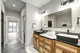 18989 NE Marine Dr, Portland, OR 97230 - Photo 21