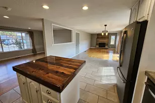 3127 W Chateau Ave, Roseburg, OR 97471 - Photo 7