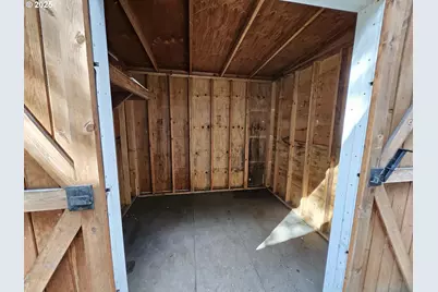 3127 W Chateau Ave, Roseburg, OR 97471 - Photo 27