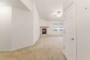 223 Penni Ln, Silverton, OR 97381 - Photo 5