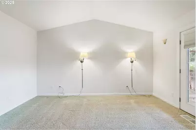 223 Penni Ln, Silverton, OR 97381 - Photo 27