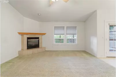 223 Penni Ln, Silverton, OR 97381 - Photo 7